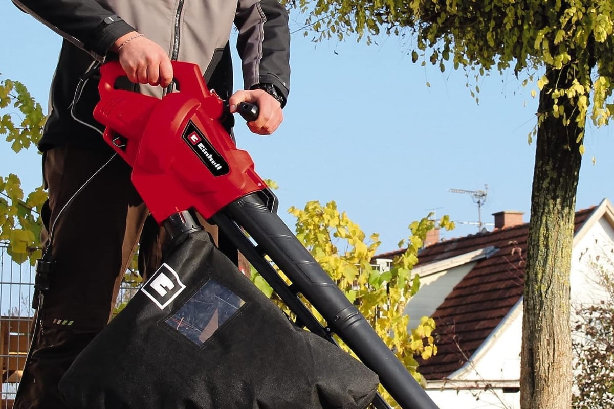 aspirateur souffleur broyeur de feuilles